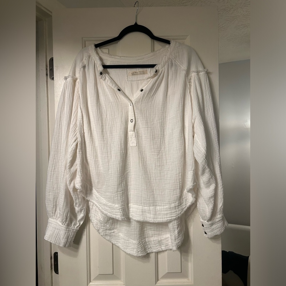 Free People We The Free Beach Day Henley Pullover Top - Picture 2 of 7